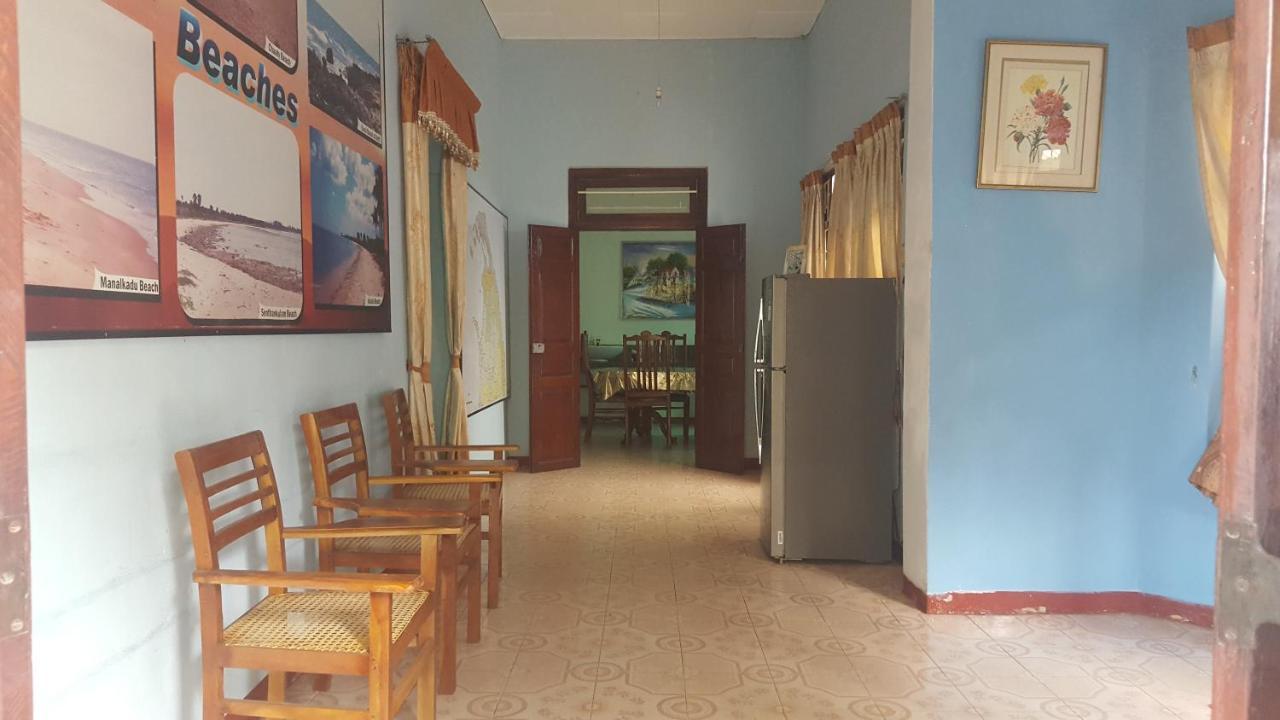 Hotel Blue Whale Джафна Экстерьер фото